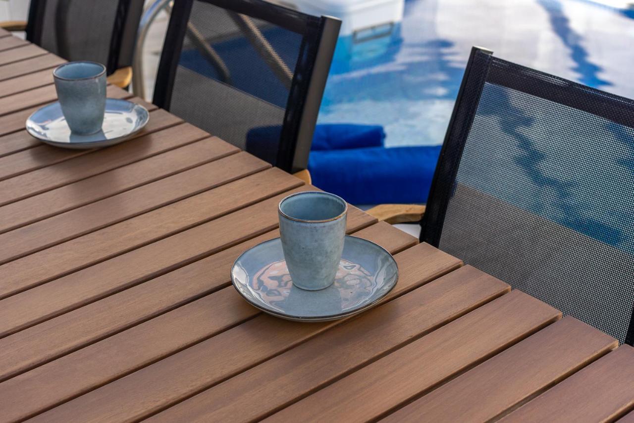 Unique Beachfront Rooftop In Fuengirola By Costarentals - Ref 59 Exterior photo